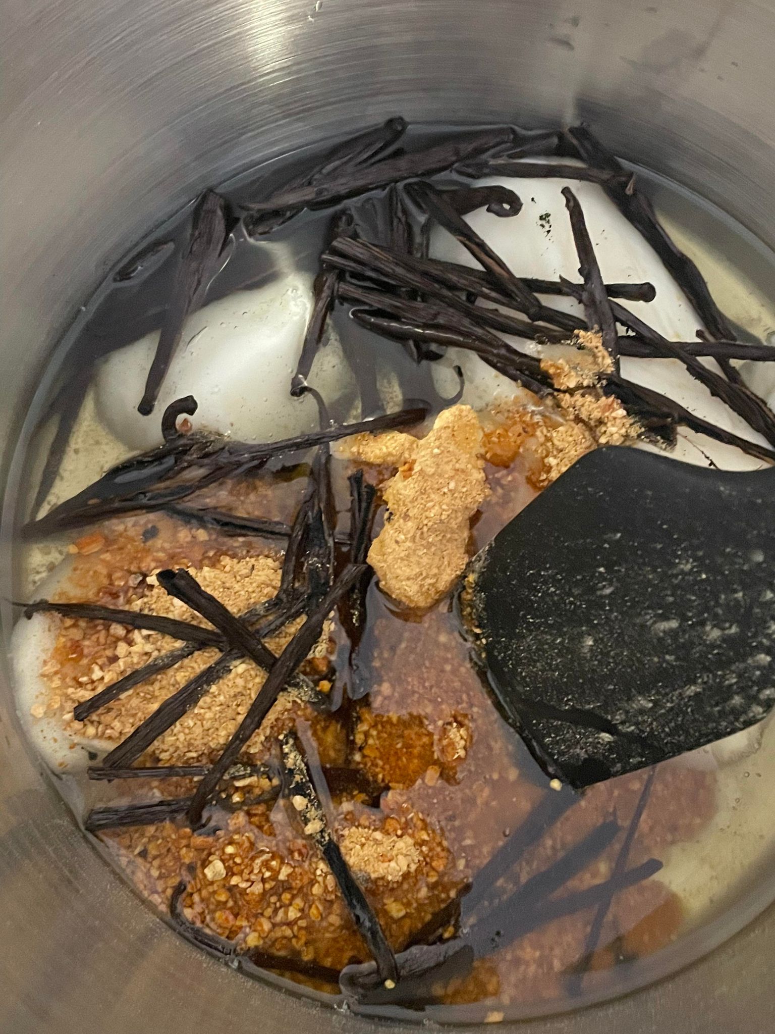 Making orange cream lip balm